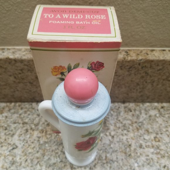 Avon Demi-Cup “To A Wild Rose” Full of Foaming Bath Oil 3 Fl. Oz. - Picture 7 of 11